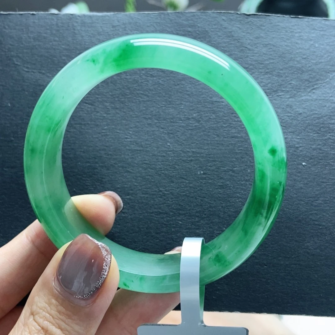 石英质玉手镯未镶嵌一*