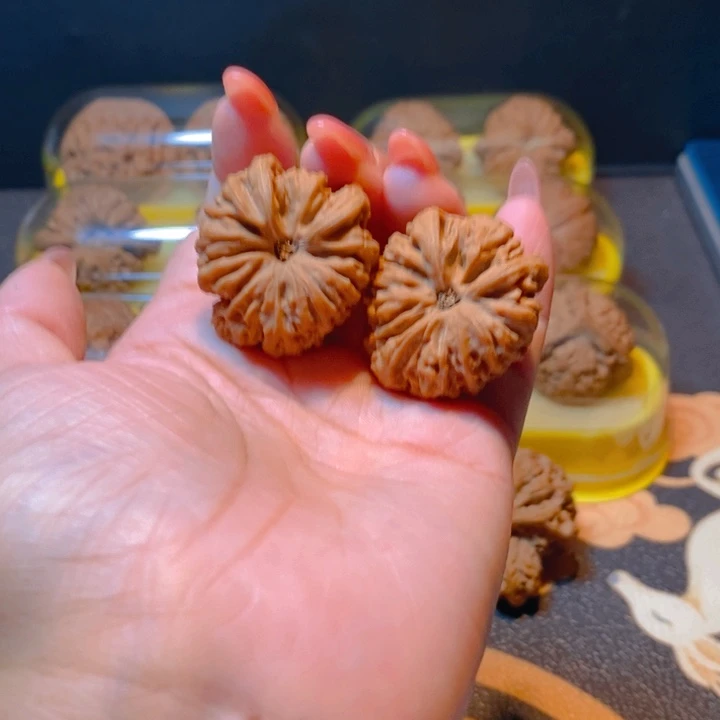 吊坠猴头核桃南疆石异形