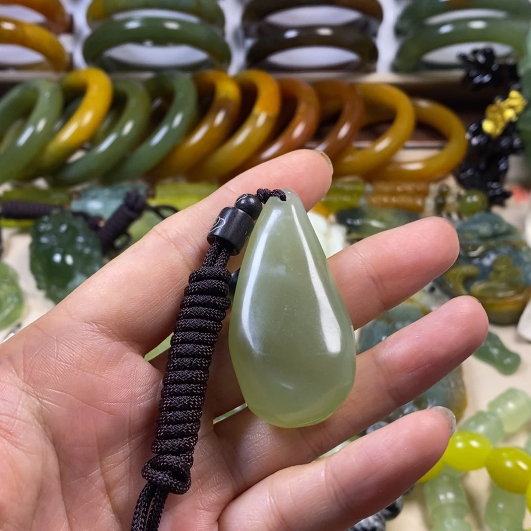 蛇纹石玉未镶嵌吊坠(不含链)