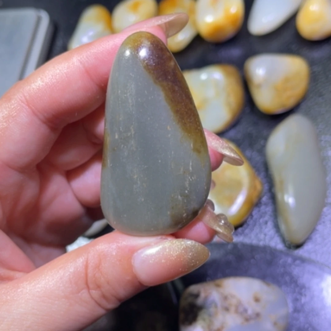 【闪购商品】颈饰未镶嵌和田玉