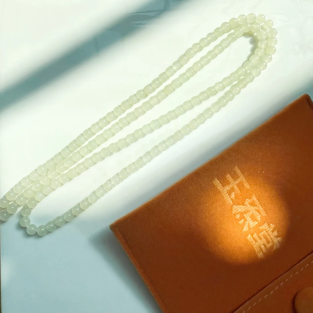 新疆老且末暖白细油料4mm小米珠吊坠万能链男女款多样性拍一发一