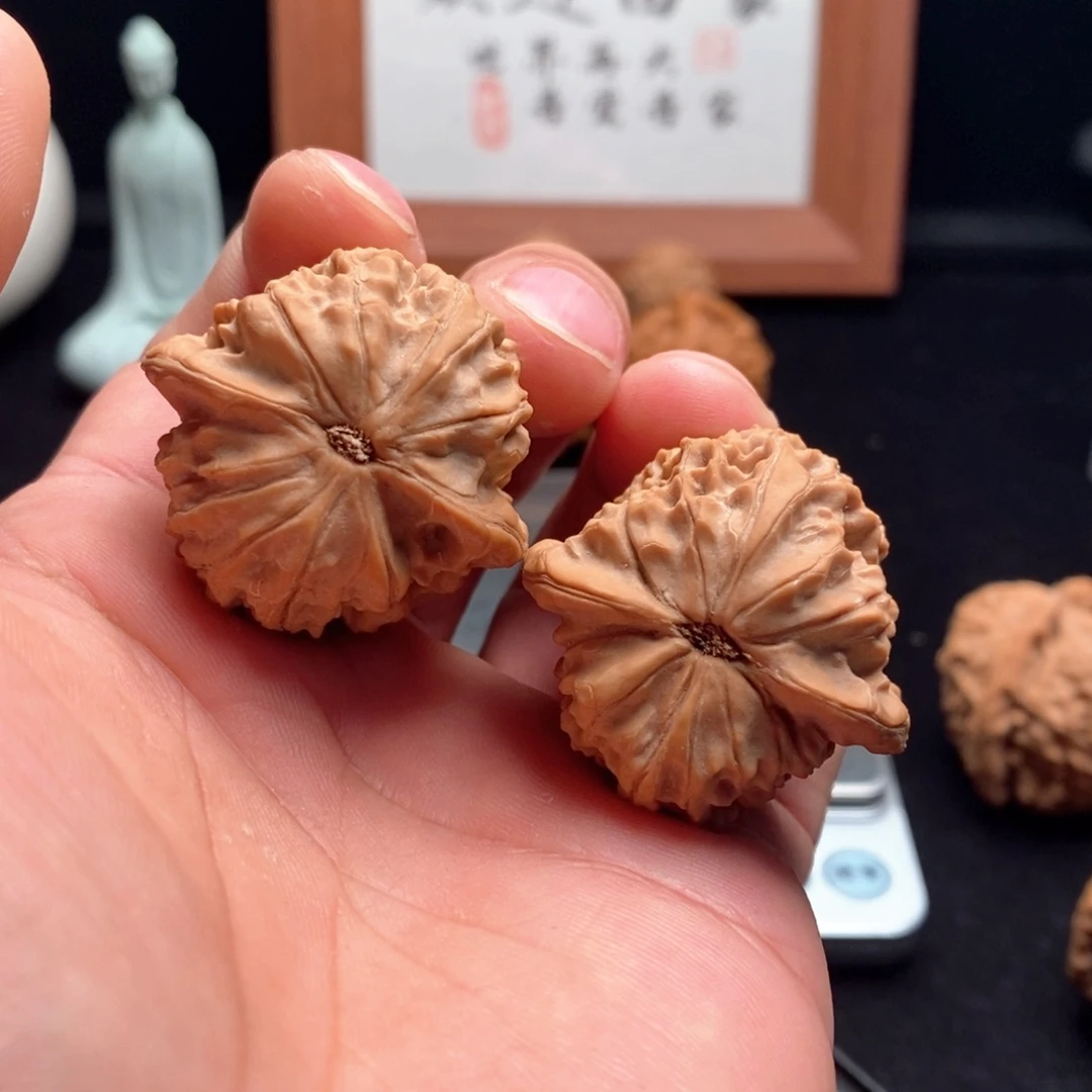 文玩核桃吊坠马老四36体验对