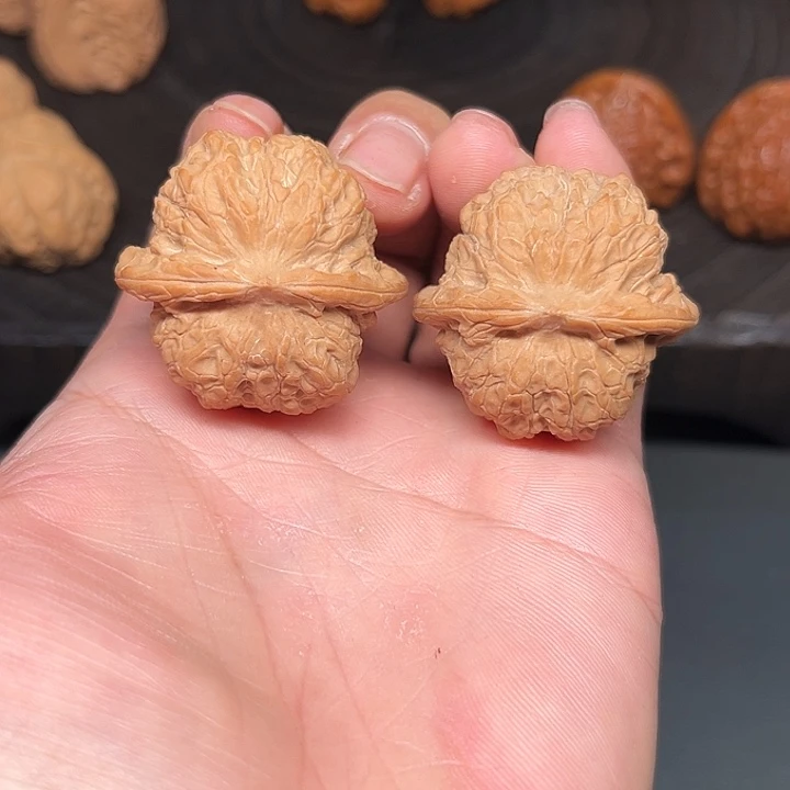 把件文玩核桃血麒麟 38+