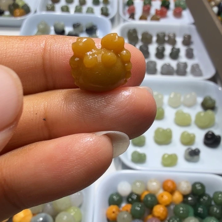 未镶嵌和田玉珠宝半成品