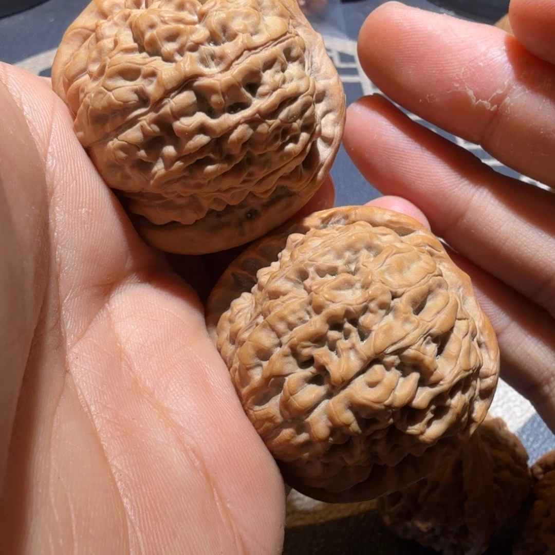 把件猴头核桃莲花