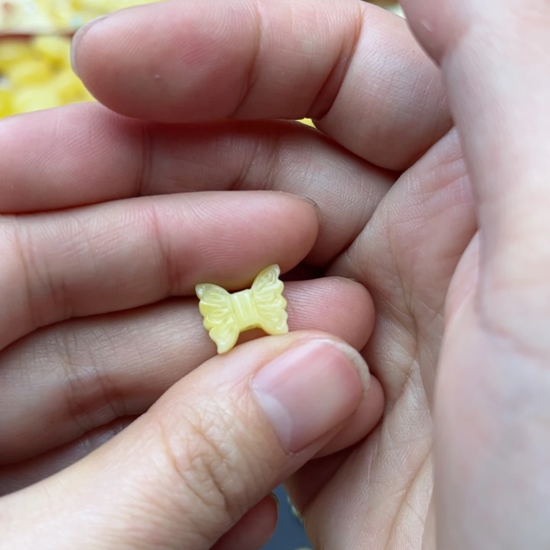 【闪购商品】蜜蜡裸石未镶嵌配饰