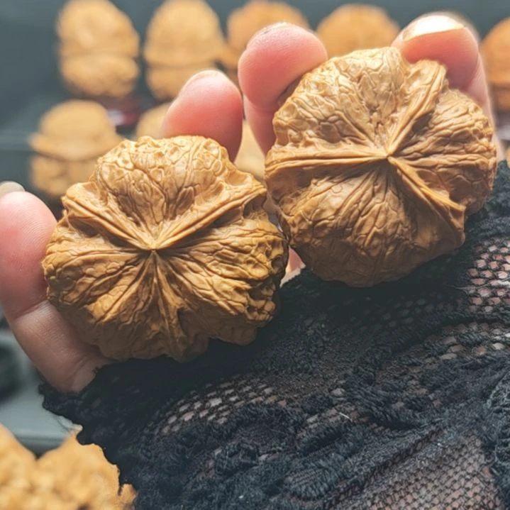 文玩核桃把件玉陀螺