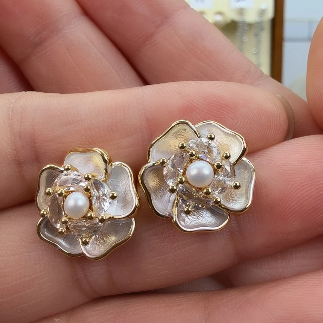 耳饰未镶嵌淡水珍珠