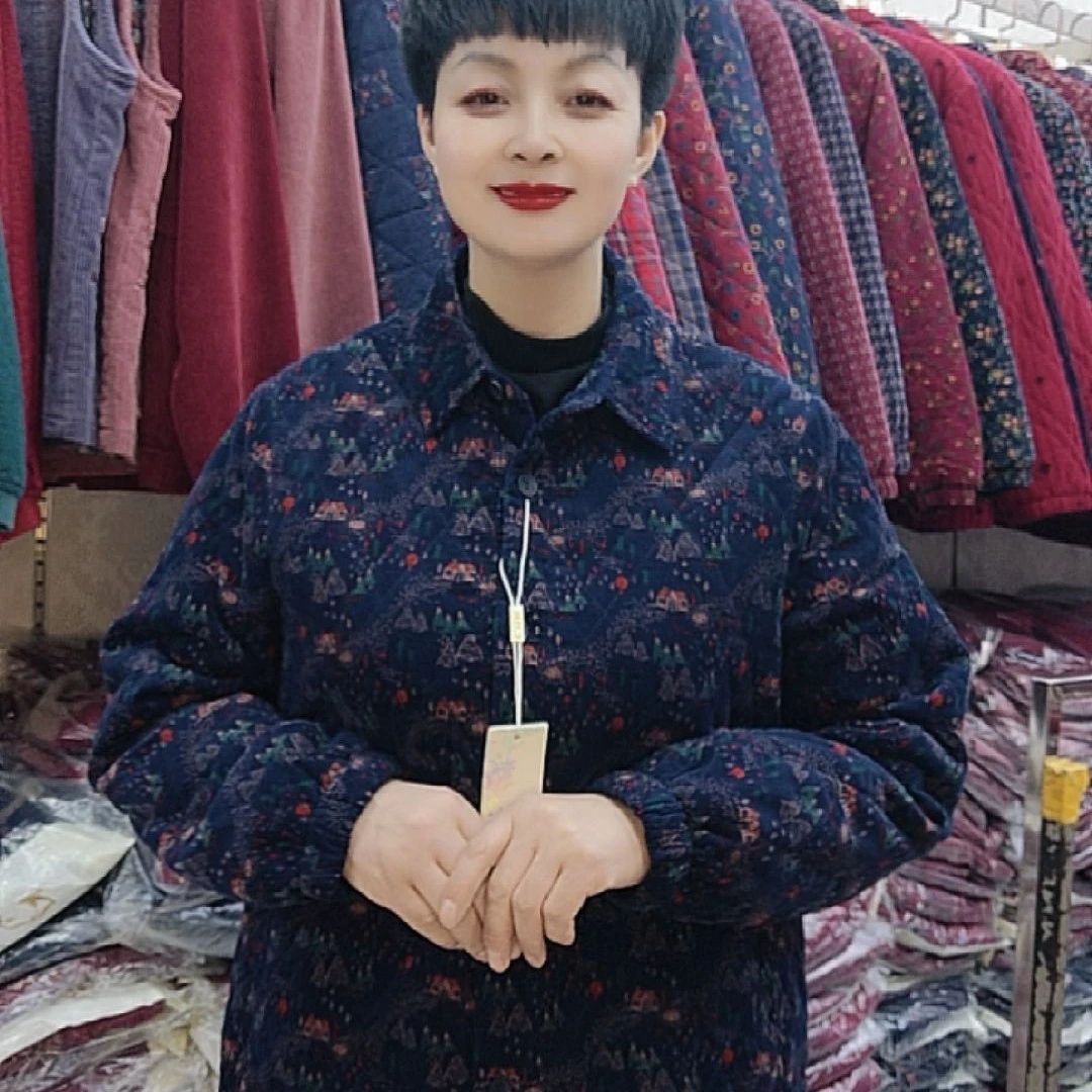 中老年妈妈秋冬纯棉长袖翻领薄棉宽松洋气奶奶装上衣