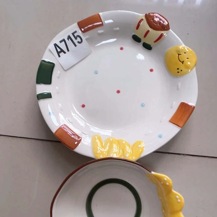 瓷片瑕疵特价陶瓷碗盆盘