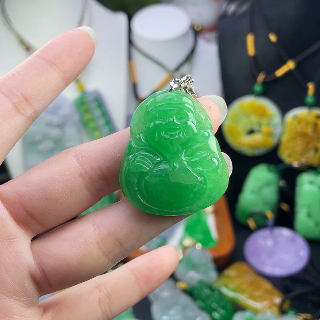 翡翠未镶嵌吊坠(赠链)