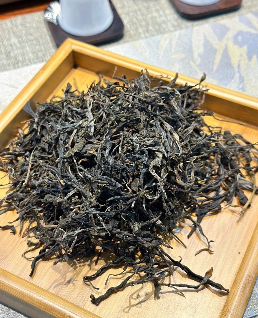 2025年头春头采 冰岛老寨 散茶