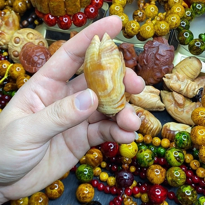 松木琥珀木文玩手串