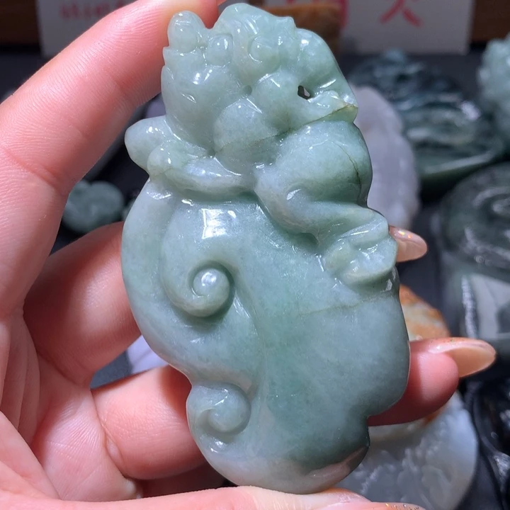 翡翠未镶嵌颈饰保真天然A货翡翠