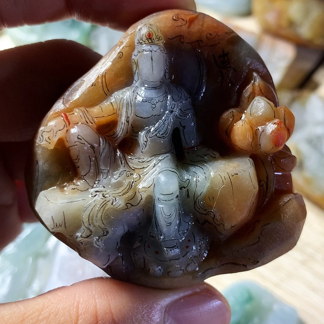 翡翠未镶嵌颈饰翡翠