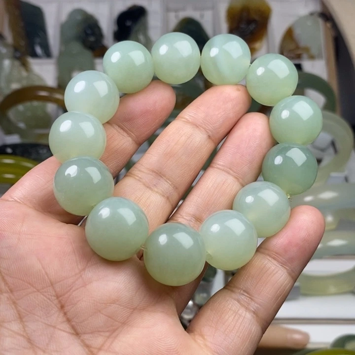 未镶嵌蛇纹石玉手链