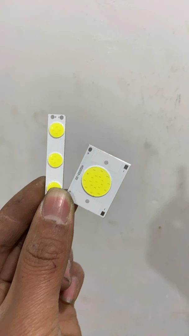 COB合金板材质高亮灯珠10个（混发3.7v）