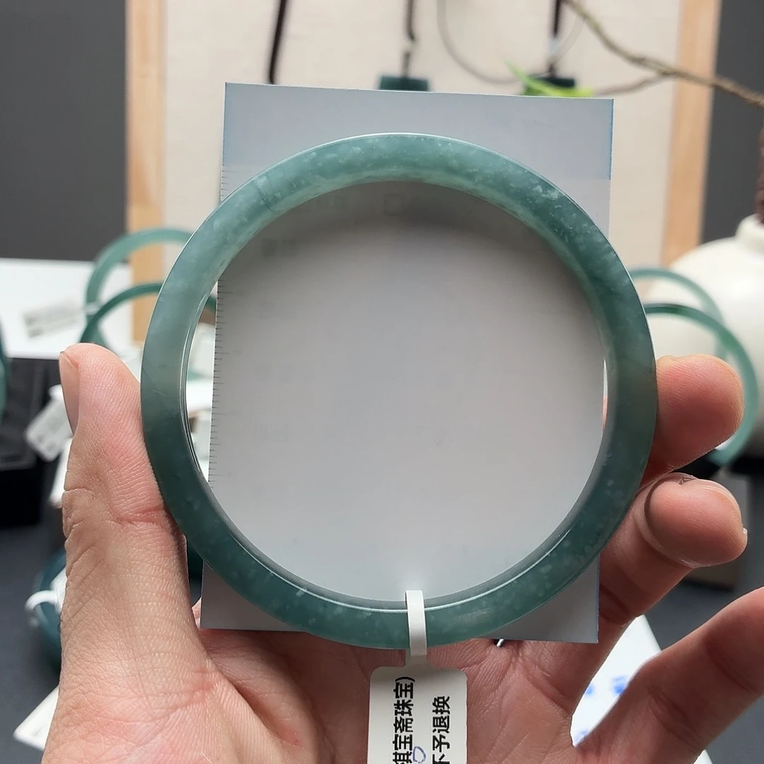 翡翠未镶嵌手镯晴底翡翠手镯-福利款不退不换