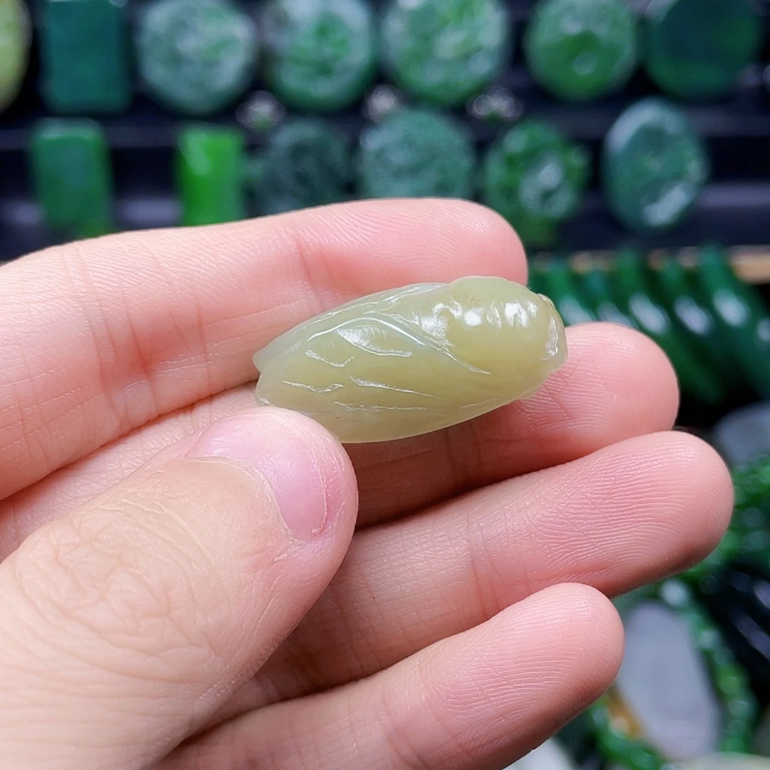 和田玉未镶嵌珠宝半成品