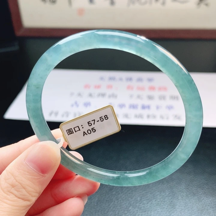 翡翠未镶嵌手镯翡翠手镯21