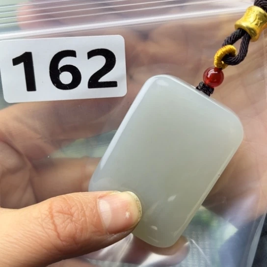 和田玉未镶嵌珠宝半成品