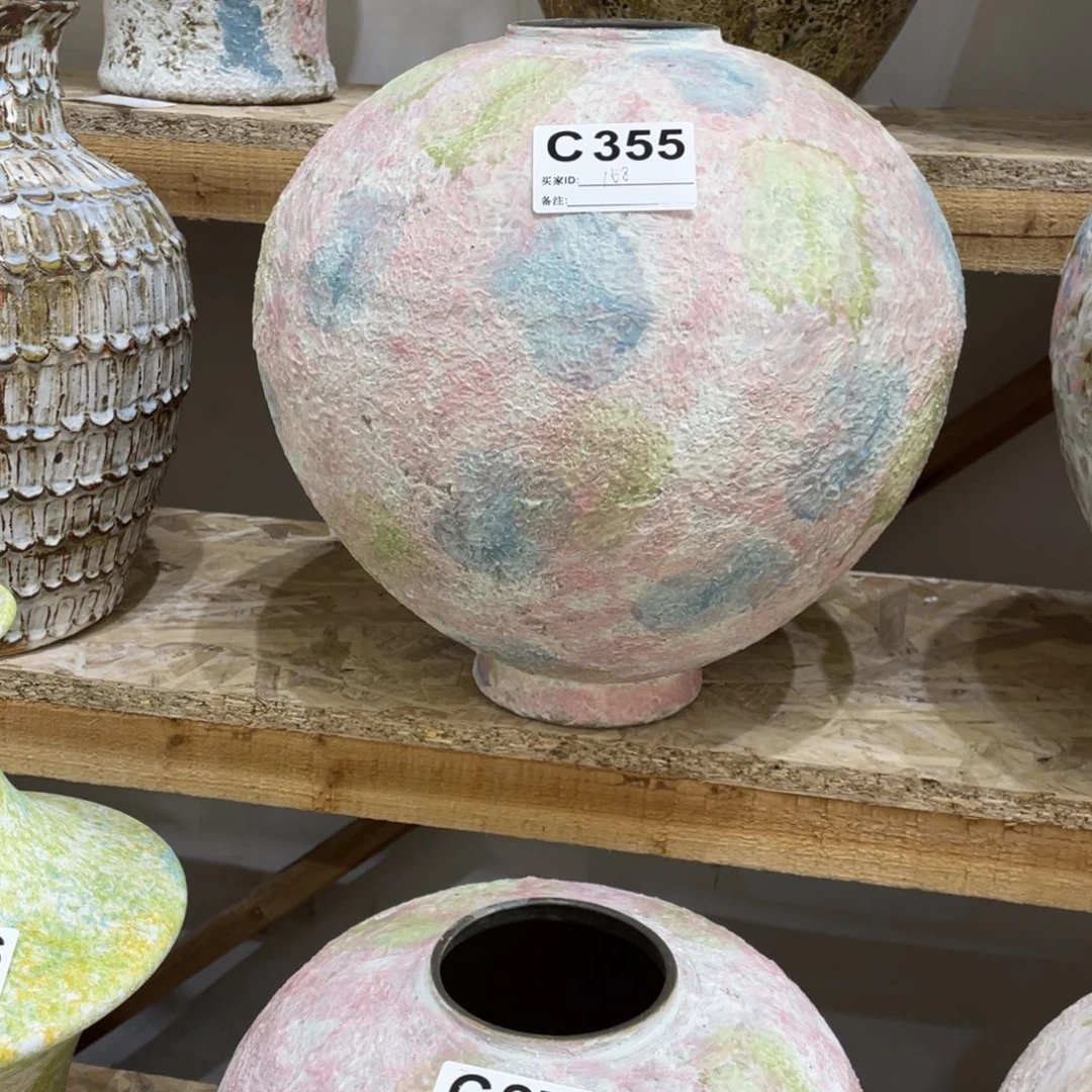 白泥花瓶景德镇陶瓷艺术研究院