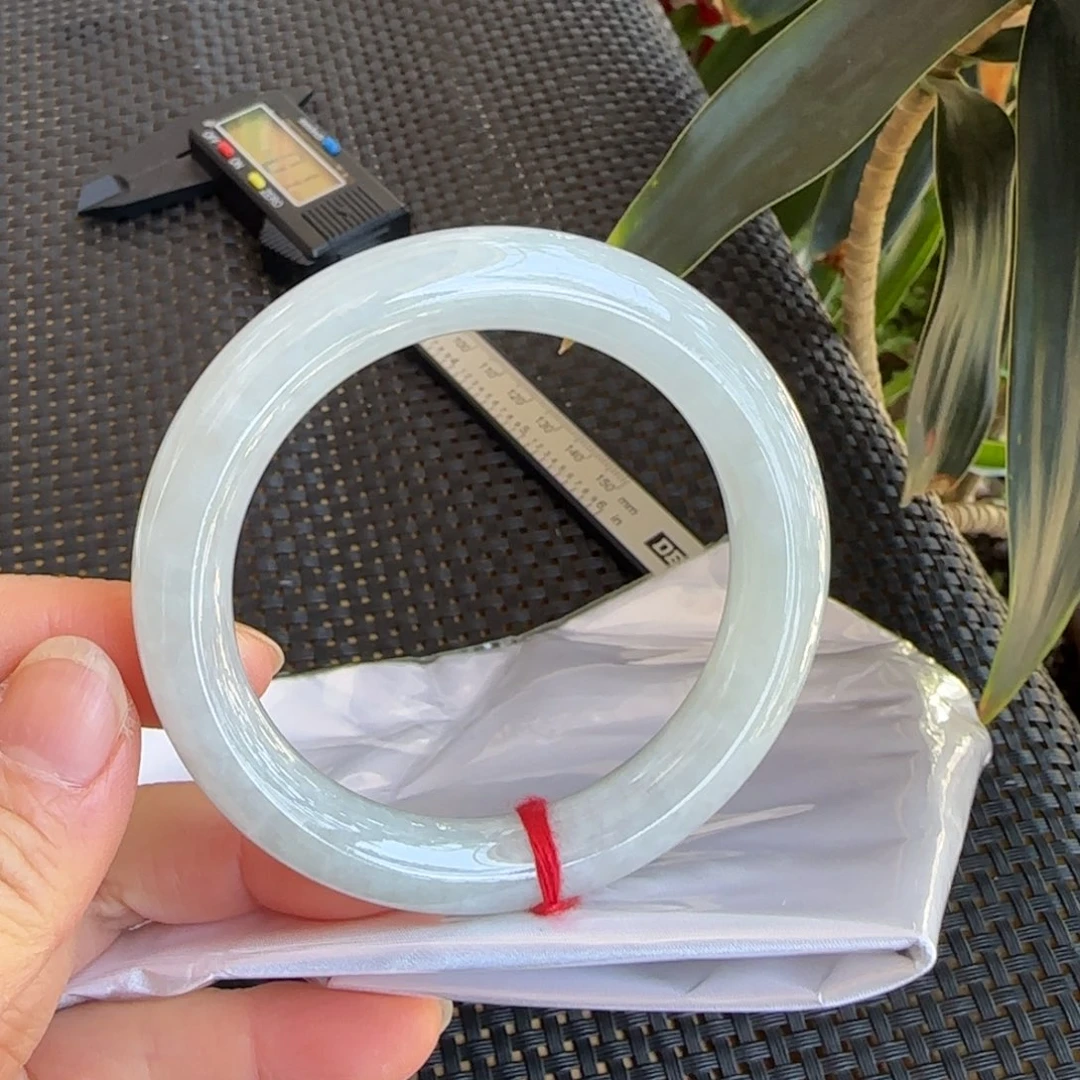 翡翠未镶嵌手镯53.6圆条手镯