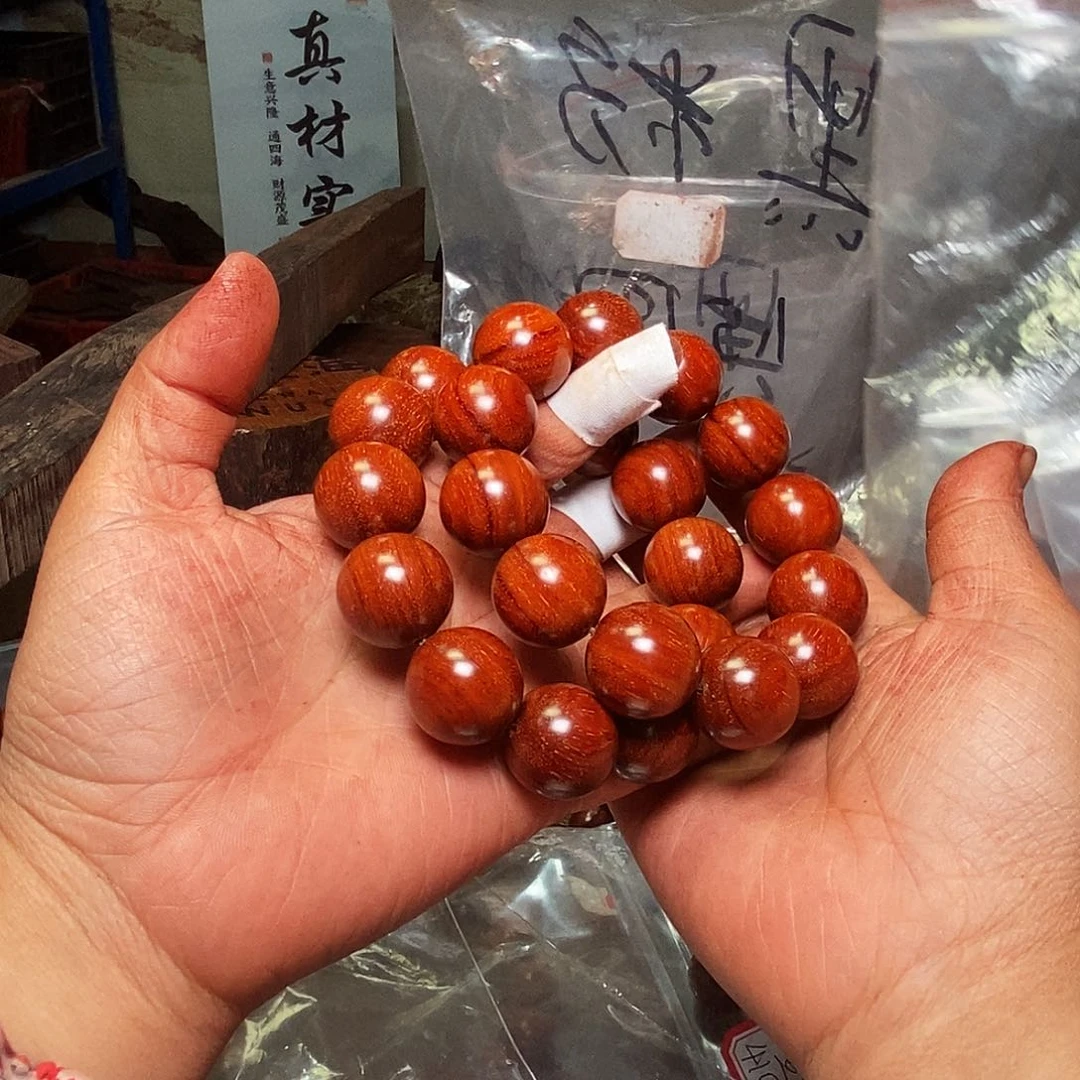 檀香紫檀（小叶紫檀）手串登