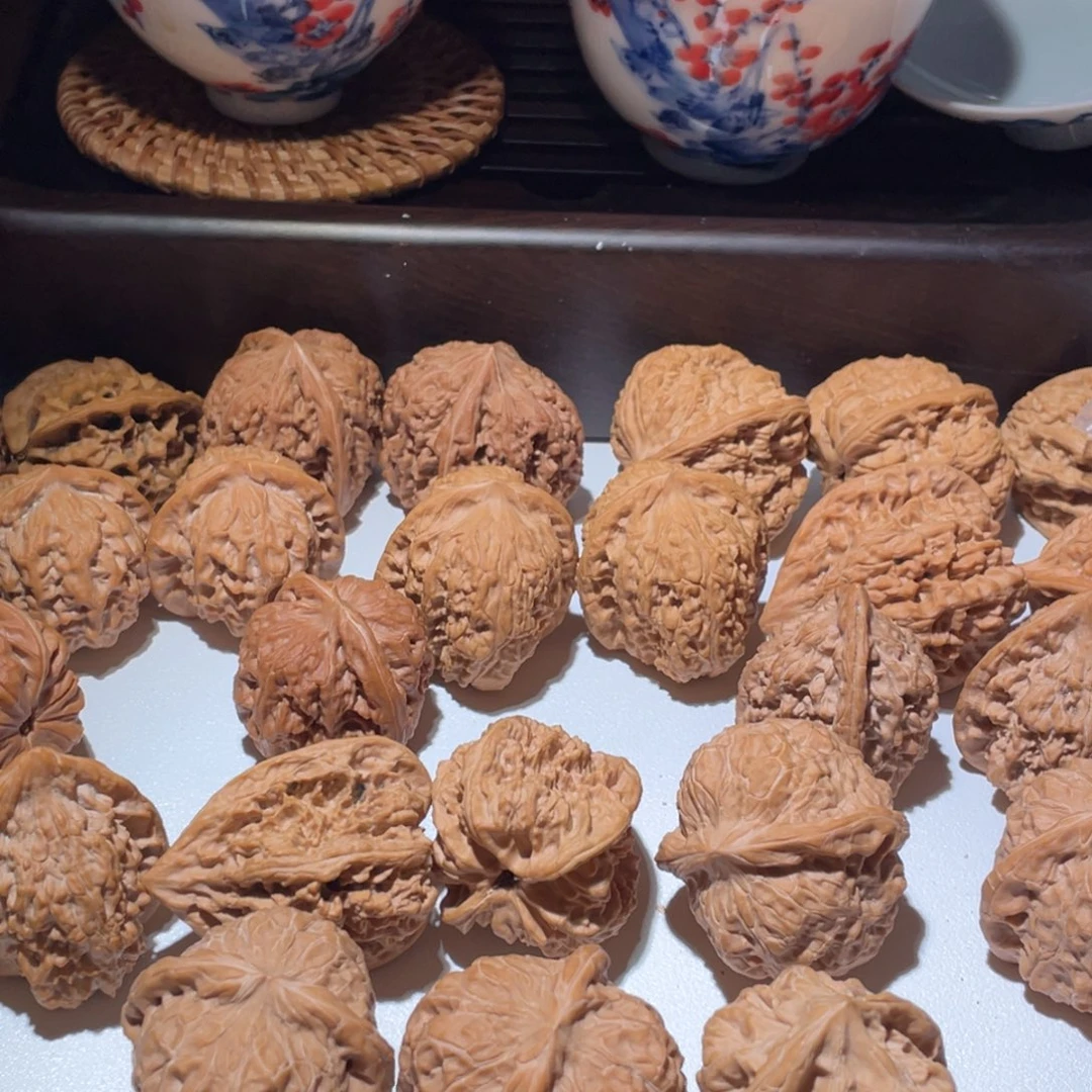 看***雨吊坠文玩核桃文玩核桃