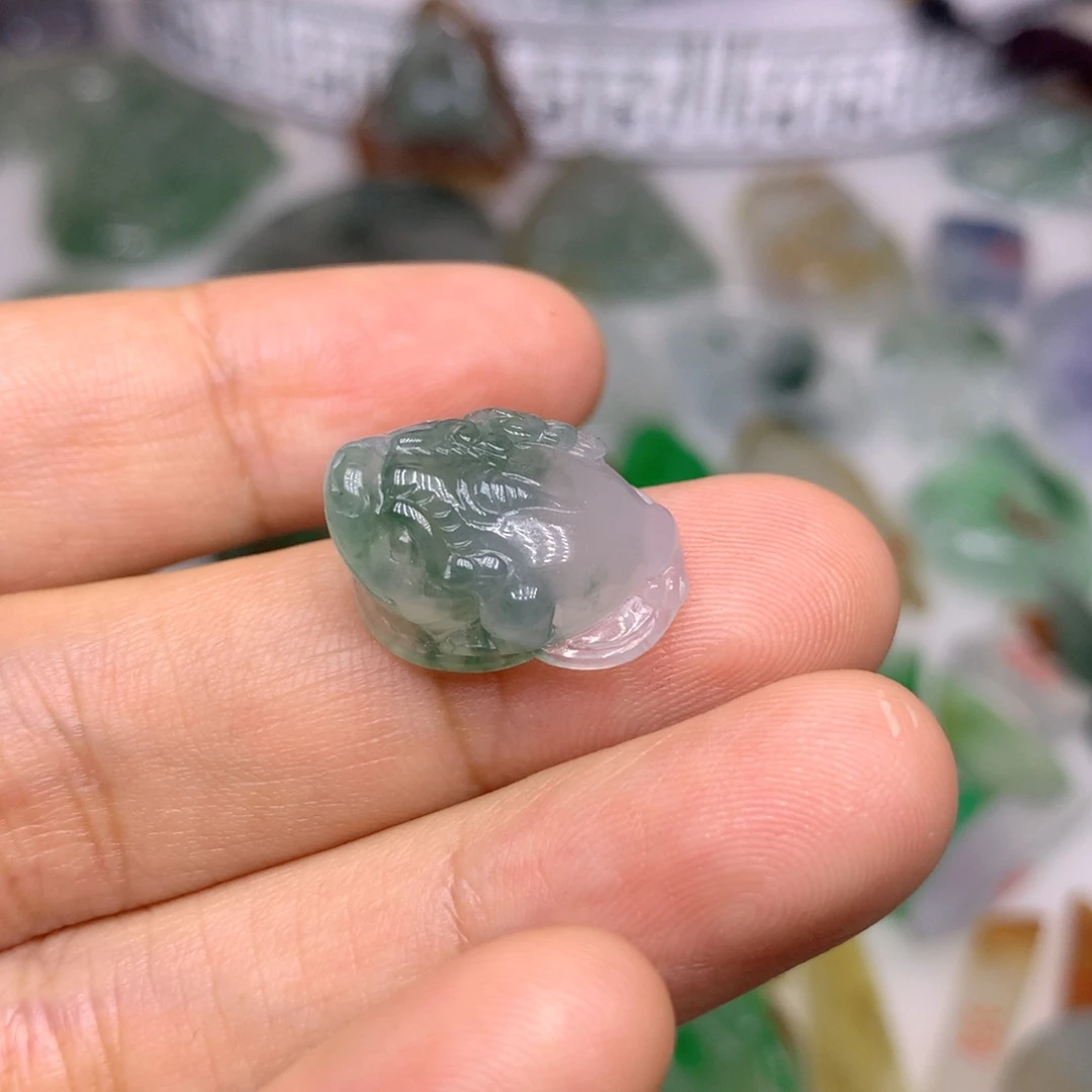 l***y定制翡翠未镶嵌天然翡翠定制