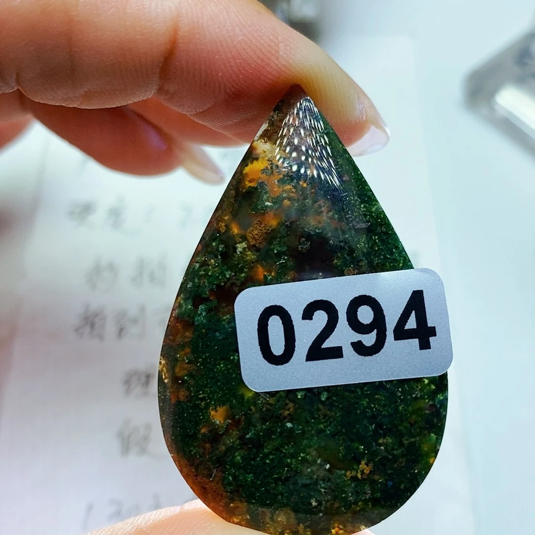 未镶嵌颈饰玛瑙/玉髓k****n
