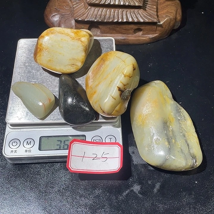 和田玉未镶嵌颈饰125