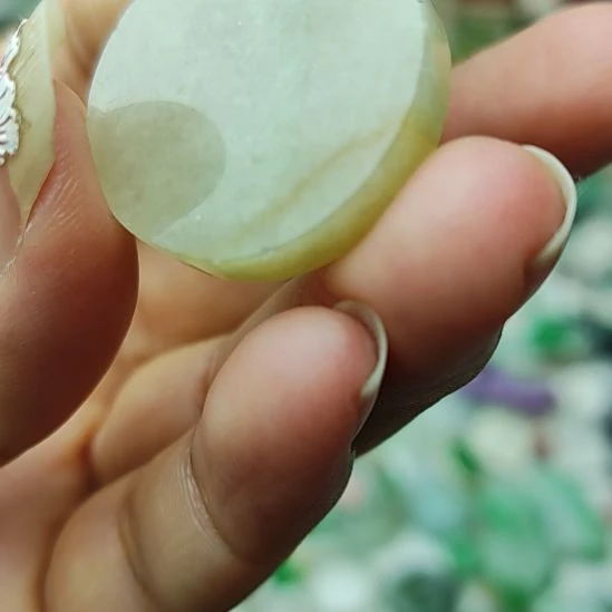 翡翠未镶嵌颈饰14