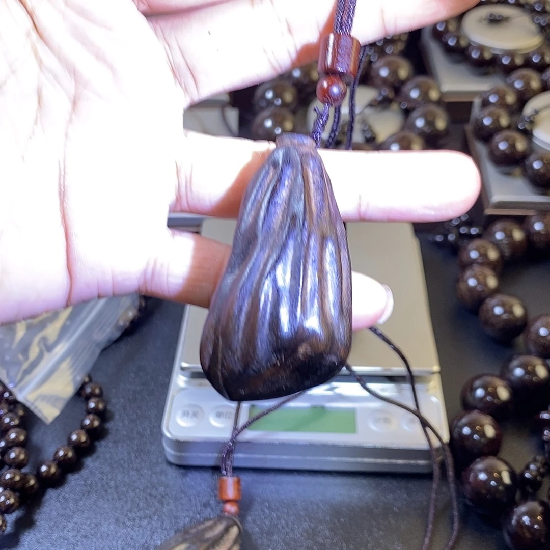 檀香紫檀（小叶紫檀）手把件