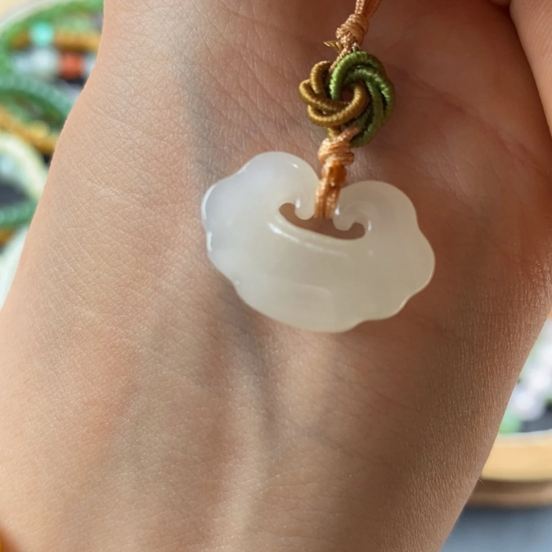 和田玉未镶嵌吊坠(不含链)白冰手机链