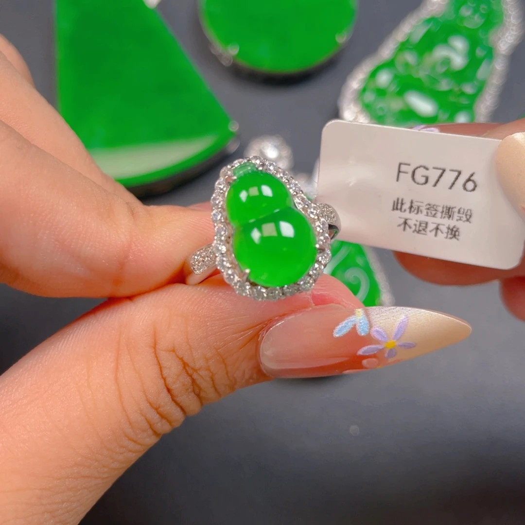 【闪购商品】颈饰银S925镶嵌翡翠翡翠