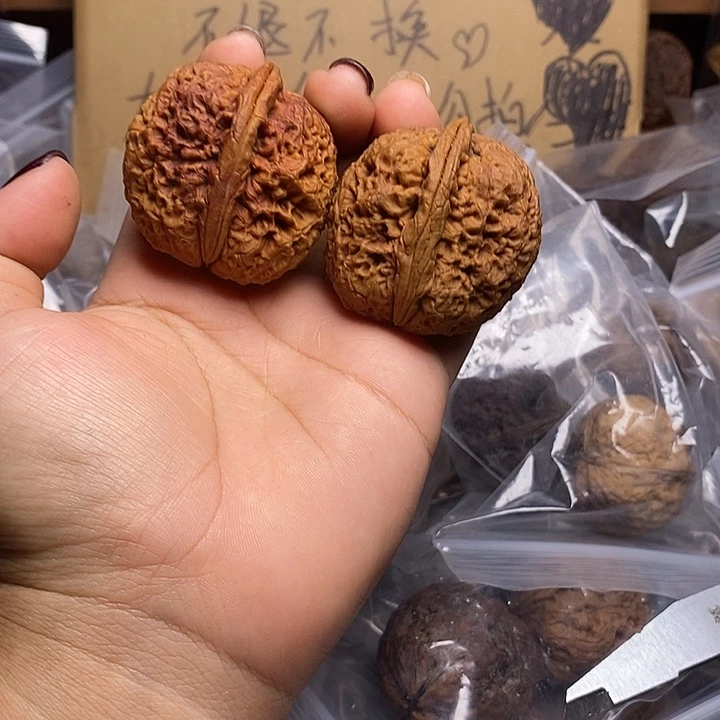 文玩核桃把件    40