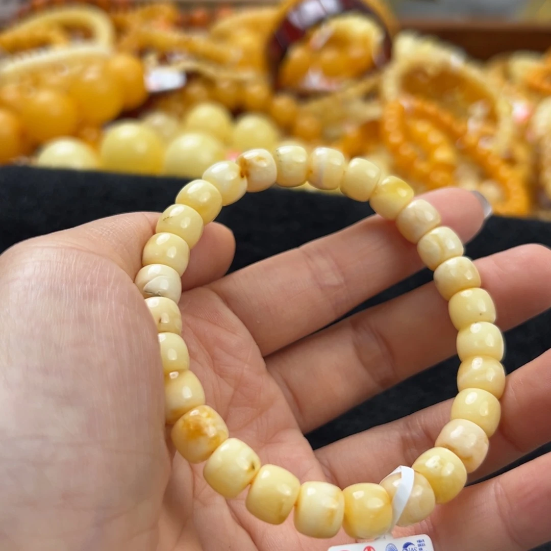 未镶嵌琥珀珠宝奇石