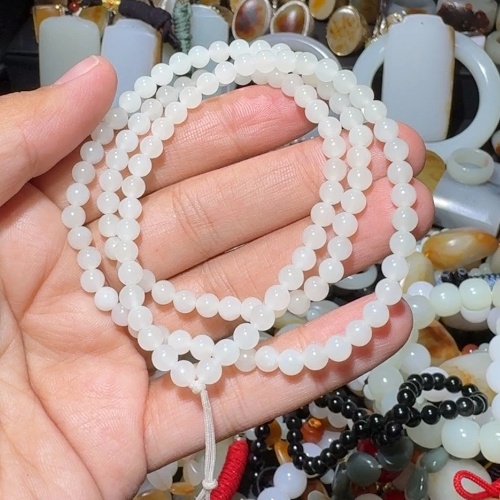 和田玉未镶嵌项链