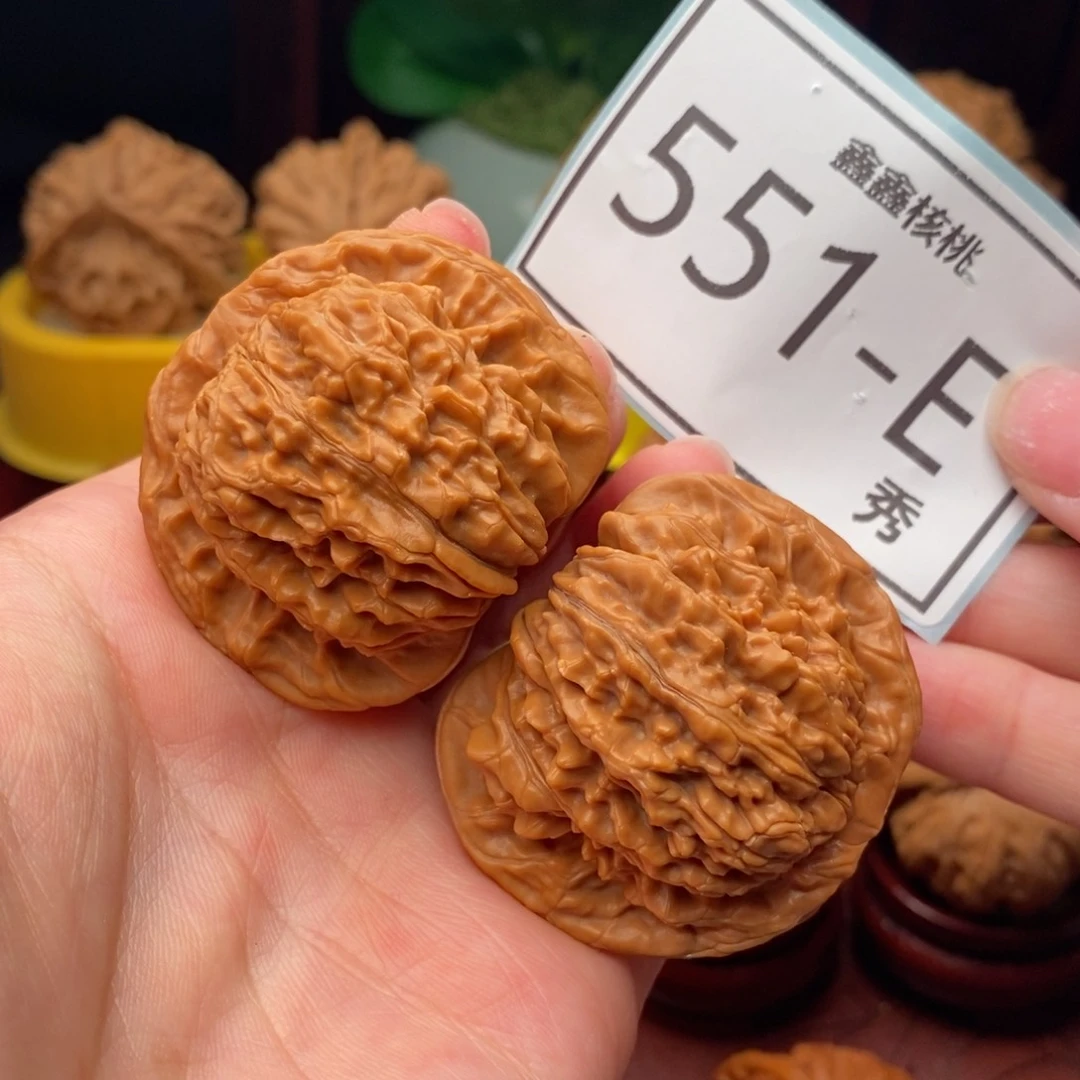 文玩核桃把件汉高楼44