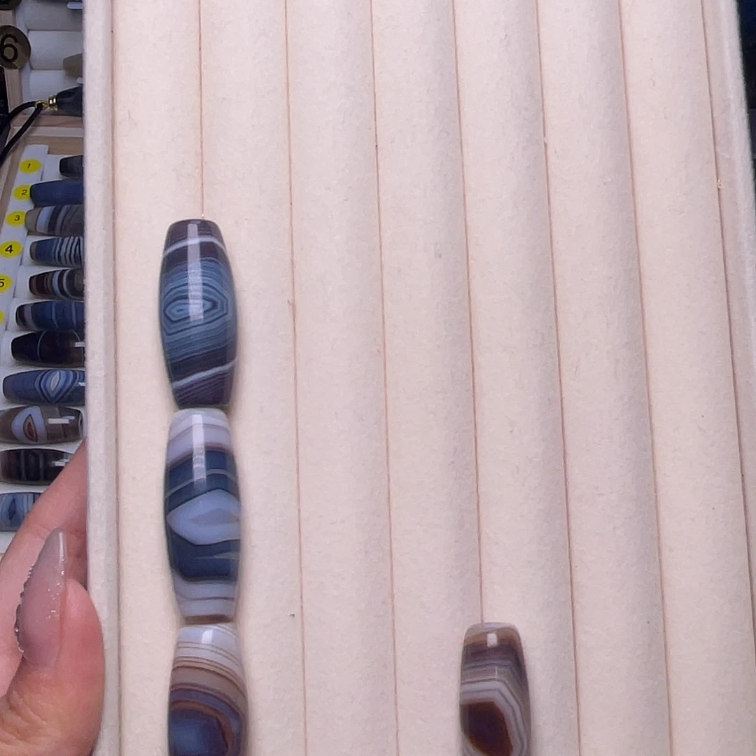 坑***咪玛瑙/玉髓未镶嵌颈饰