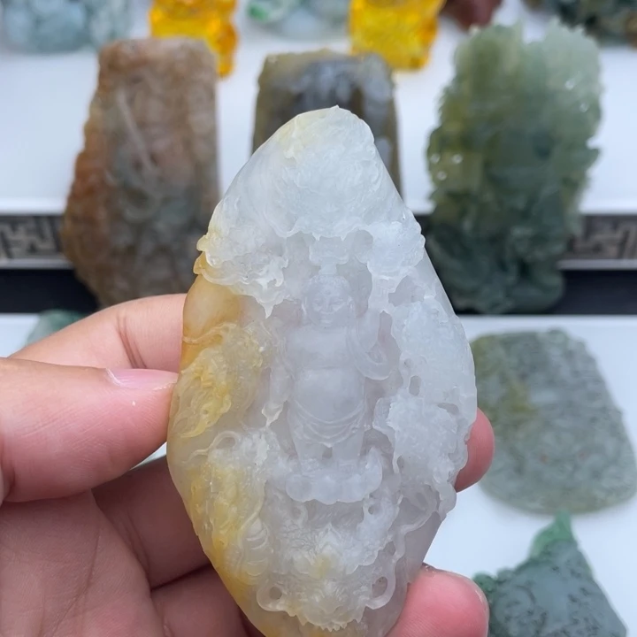 未镶嵌定制翡翠九龙护主