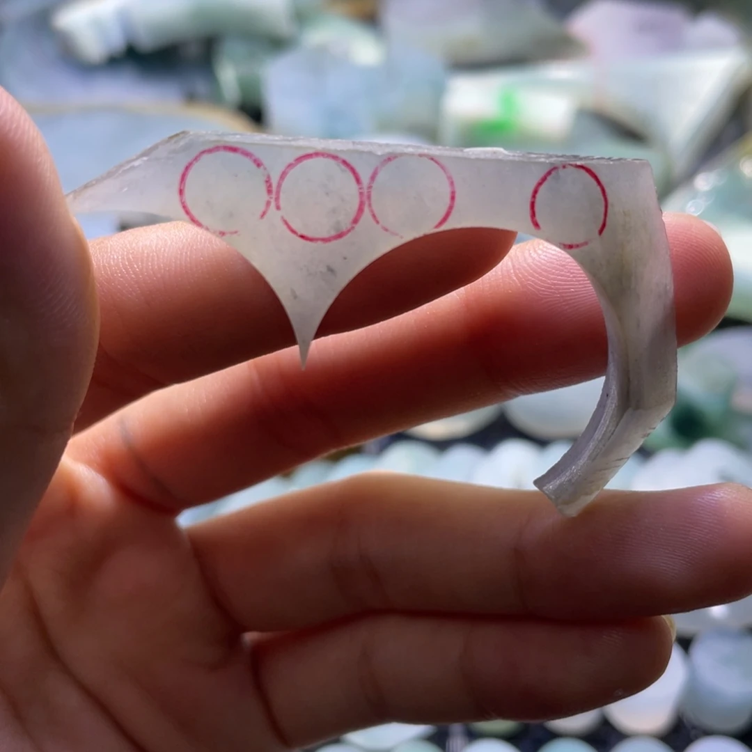 定制翡翠未镶嵌翡翠