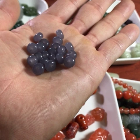 和田玉（糖玉）未镶嵌颈饰小*天