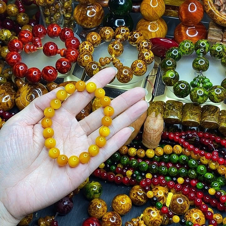 松木琥珀木文玩手串