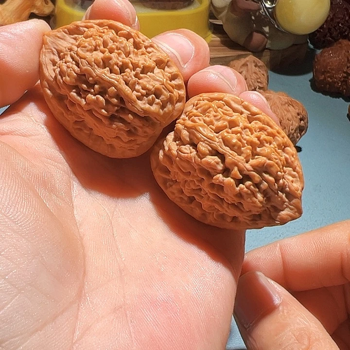 文玩核桃把件蚂蚁王33
