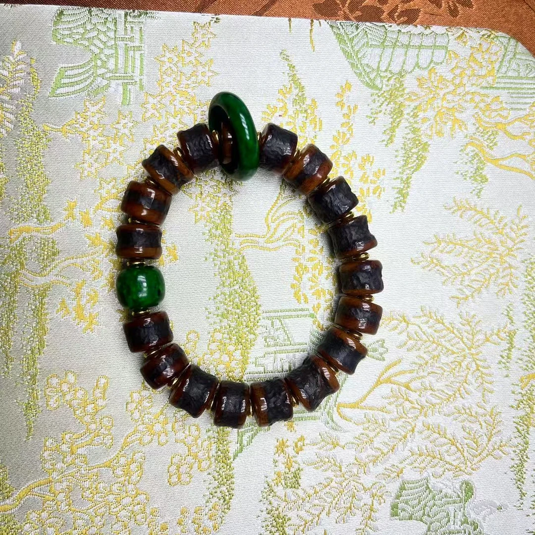 v352经典时尚精美手链