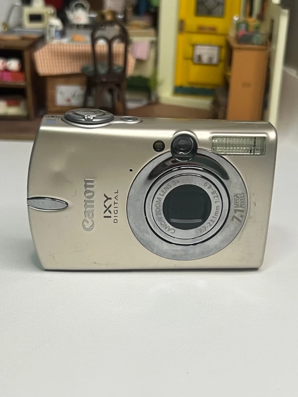 9新 Canon/佳能 ixus750,710万像素，3倍光学变焦，氛围感冷白皮