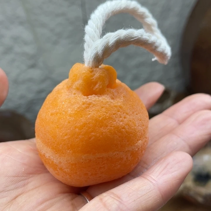 碗米****3手工皂小橘子