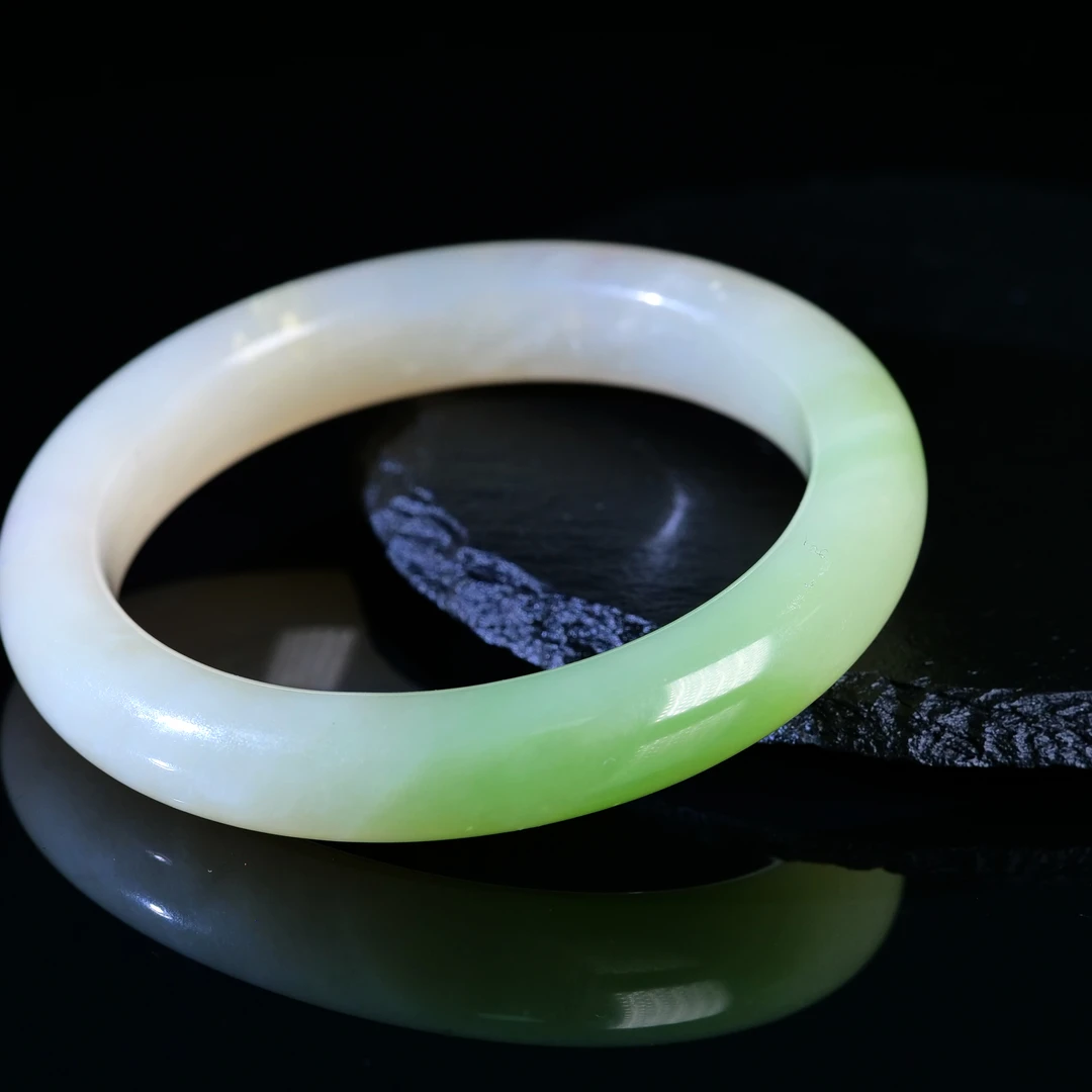 【小雨来了】和田玉翠青手镯 玉镯子 和田玉镯 53mm